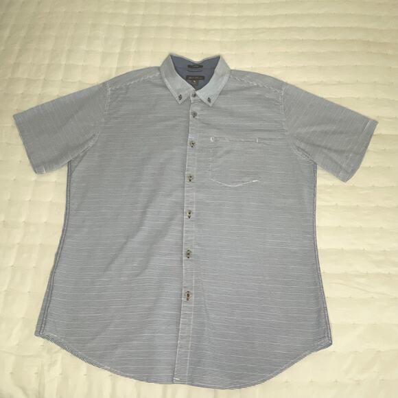 Eddie Bauer Crinkle Cotton SS Button Down Men's L | Blue & White Stripes | EUC - Picture 2 of 9